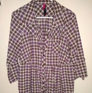 Beautiful plaid tunic in great used condition!
